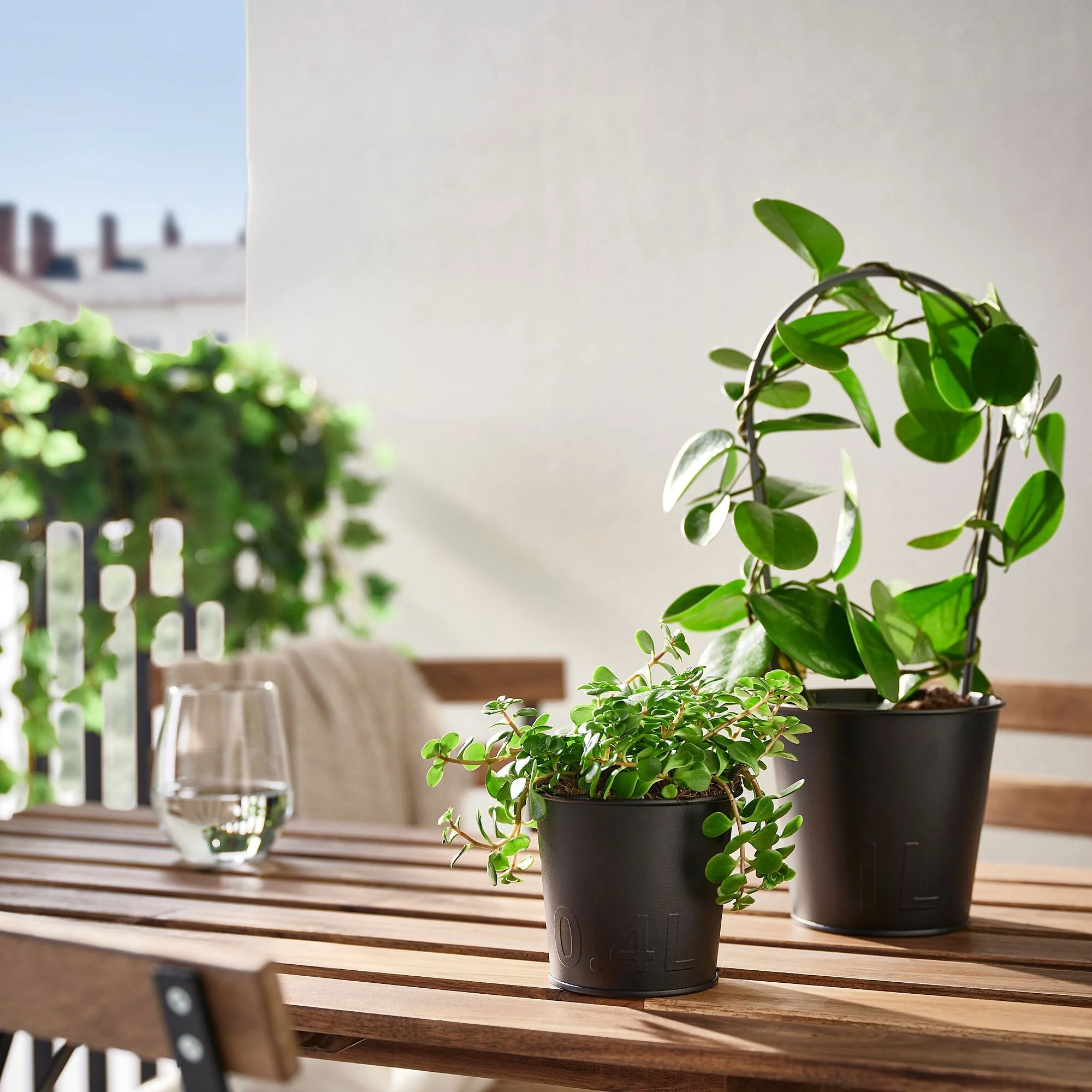 گلدان فلزی مشکی ایکیا IKEA ÅKERBÄR گلدان فلزی مشکی ایکیا IKEA ÅKERBÄR