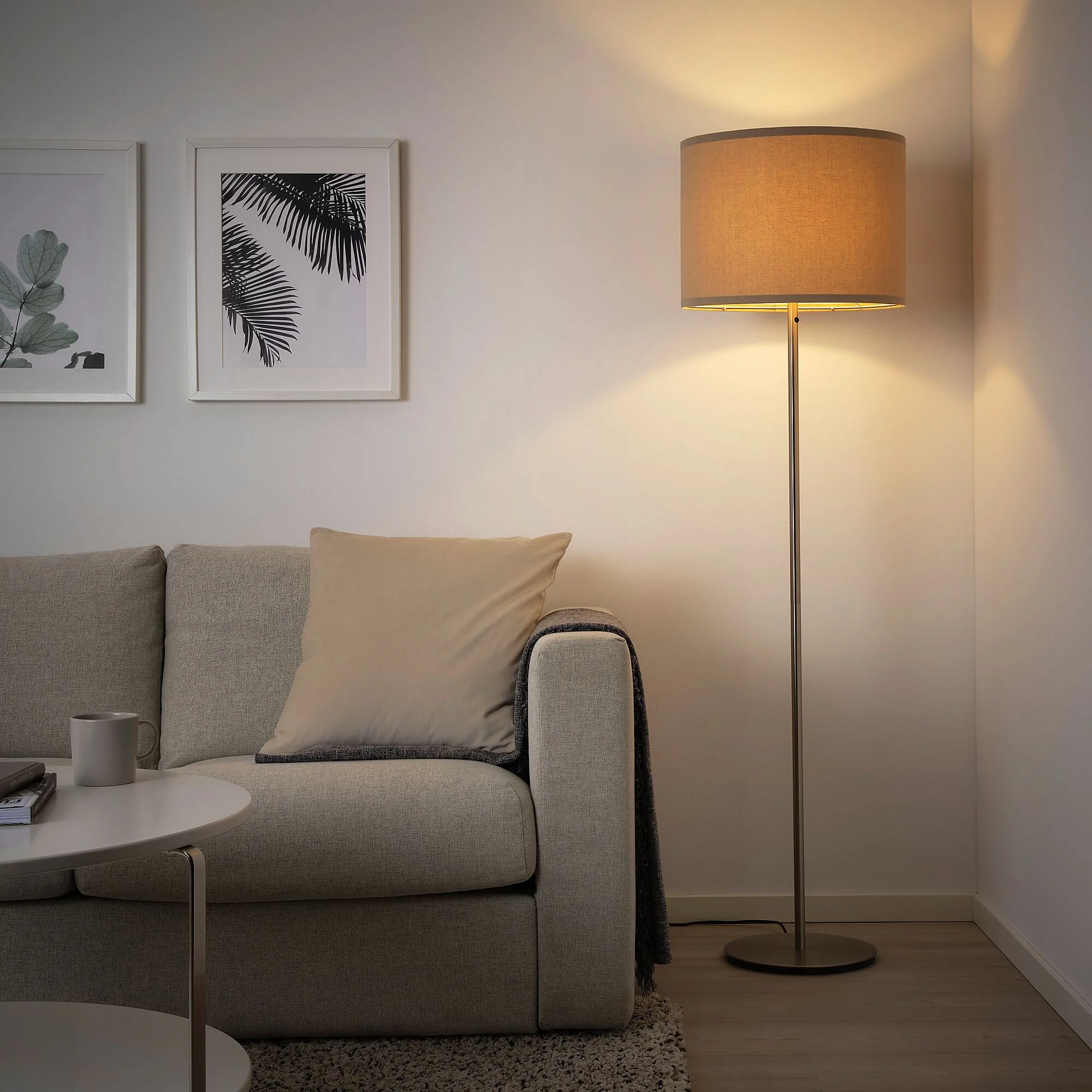 پایه بلند آباژور ایکیا IKEA SKAFTET- طلایی پایه بلند آباژور ایکیا IKEA SKAFTET- طلایی