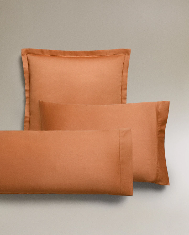 ست دو تایی روبالشی ساتن برند زارا - نارنجی ست دو تایی روبالشی ساتن برند زارا - نارنجی