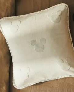 کاور کوسن طرح دیزنی زارا کاور کوسن طرح دیزنی زارا